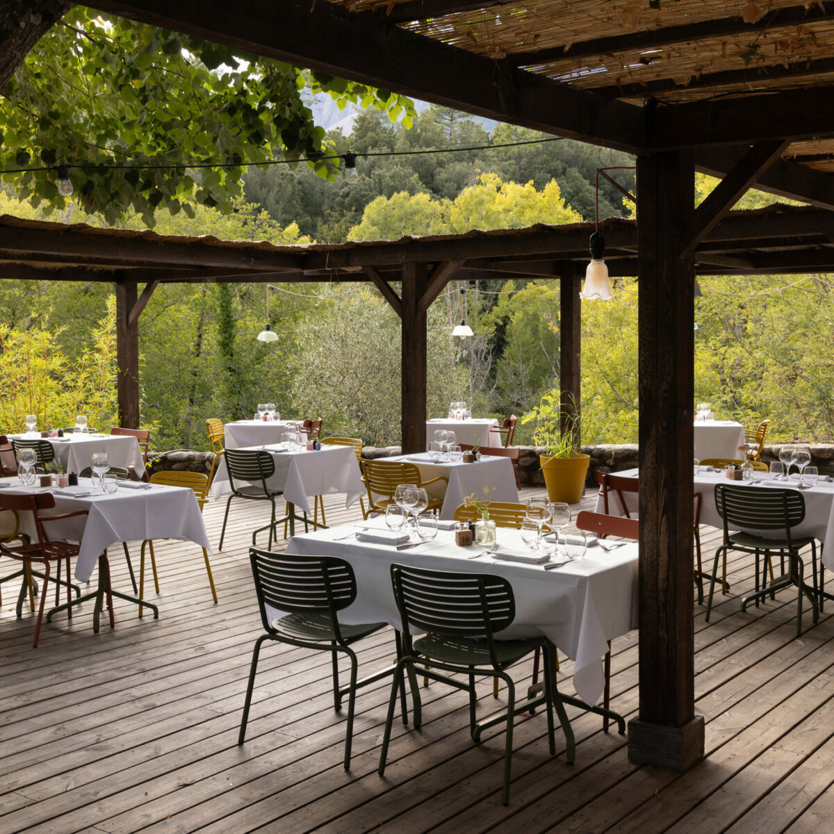 Restaurant-Bistronomique-Venaco-Terrasse-Art-et-Nature-4